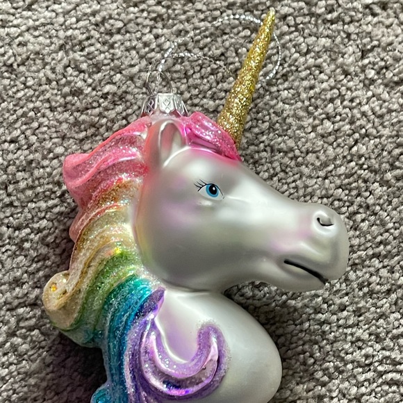Robert Stanley unicorn ornament - Picture 2 of 3